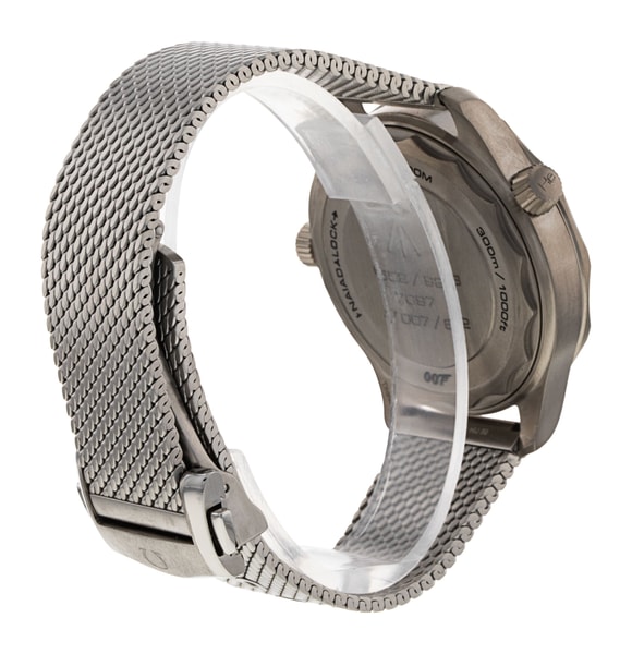 Omega Seamaster Diver 300m - James Bond Edition 210.92.42.20.01.001